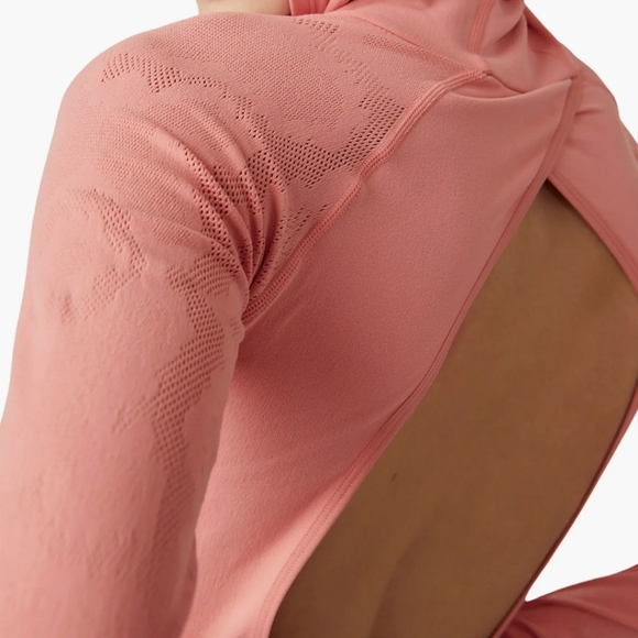 Free People Movement Lucky Layer Cutout Back Crop Hoodie in Crush Blush - Picture 3 of 13